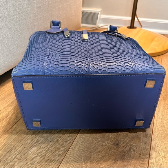 Michael Kors Collection Miranda Tote in cornflower tote - genuine snakeskin - Picture 10 of 16